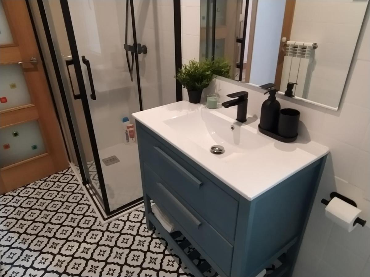 Apartamento De 120M2 Al Lado De Cabarceno Сарон Экстерьер фото